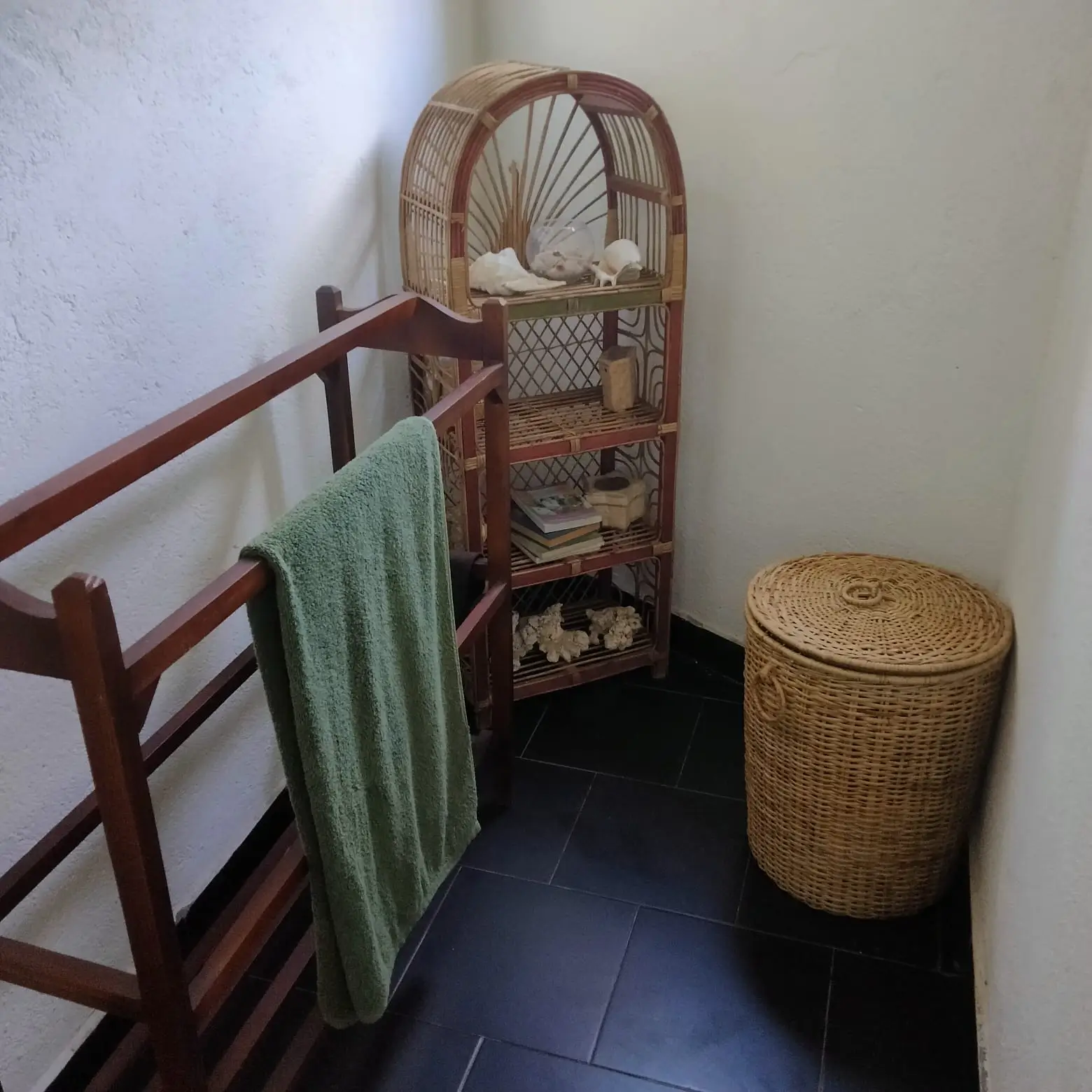 5 Bedroom House - Aniwatte - Image 11